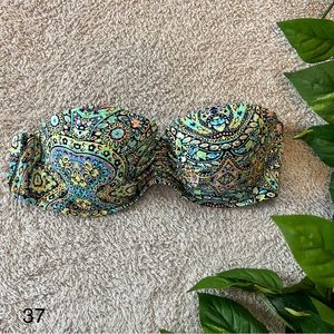 Victoria’s Secret, swim top, size 36B